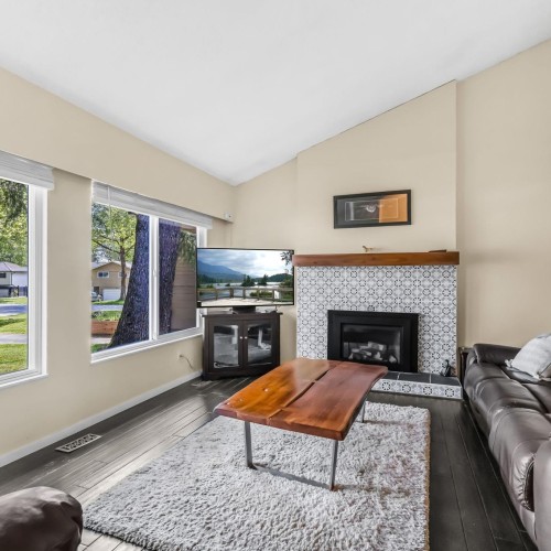 Photo 6 at 13124 Doone Place, Queen Mary Park Surrey, Surrey Photo 6 at 13124 Doone Place, Queen Mary Park Surrey, Surrey