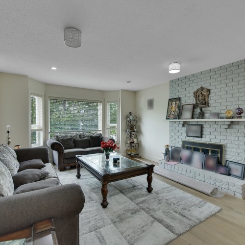 Photo 2 at 15274 85 Avenue, Fleetwood Tynehead, Surrey Photo 2 at 15274 85 Avenue, Fleetwood Tynehead, Surrey