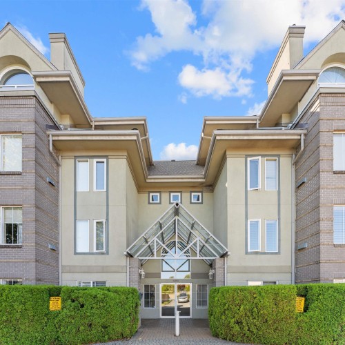 Photo 2 at 406 - 12155 75a Avenue, West Newton, Surrey Photo 2 at 406 - 12155 75a Avenue, West Newton, Surrey