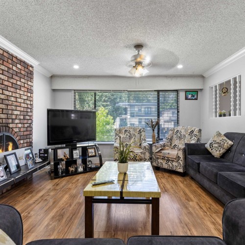 Photo 7 at 8864 Ursus Crescent, Bear Creek Green Timbers, Surrey Photo 7 at 8864 Ursus Crescent, Bear Creek Green Timbers, Surrey