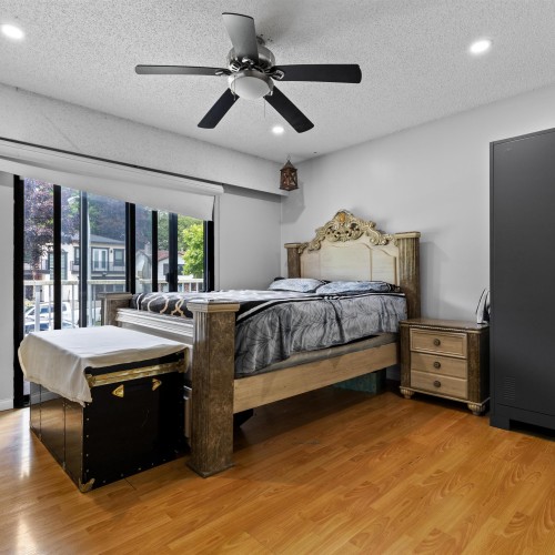 Photo 10 at 8864 Ursus Crescent, Bear Creek Green Timbers, Surrey Photo 10 at 8864 Ursus Crescent, Bear Creek Green Timbers, Surrey