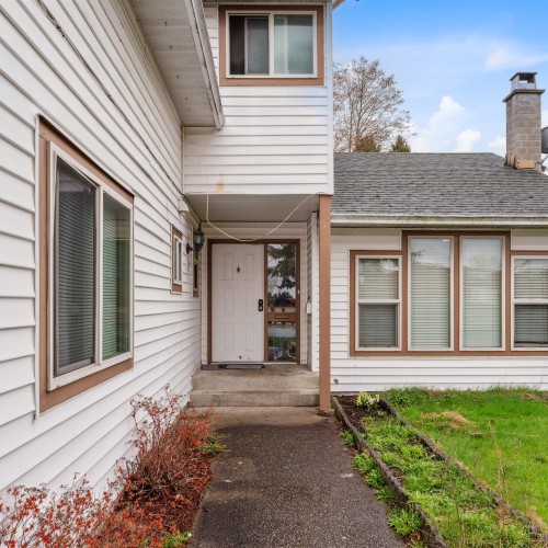 Photo 3 at 7652 124 Street, West Newton, Surrey Photo 3 at 7652 124 Street, West Newton, Surrey