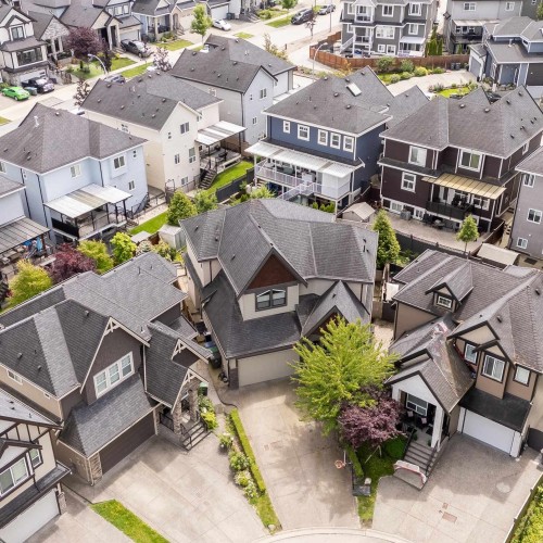 Photo 3 at 5906 139 Street, Sullivan Station, Surrey Photo 3 at 5906 139 Street, Sullivan Station, Surrey