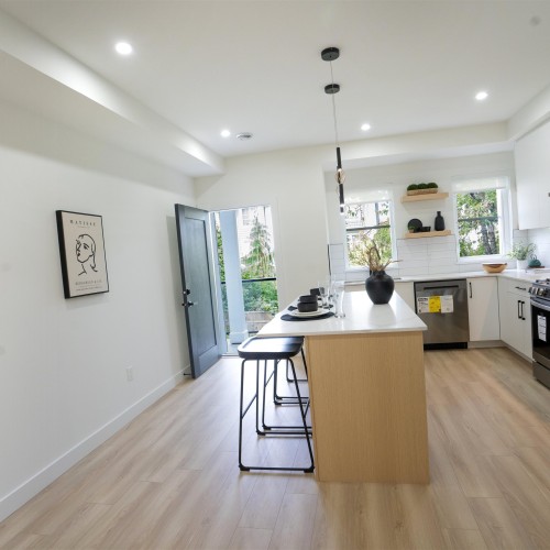 Photo 5 at 2 - 14311 60 Avenue, Sullivan Station, Surrey Photo 5 at 2 - 14311 60 Avenue, Sullivan Station, Surrey