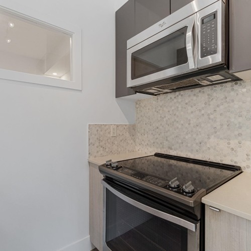 Photo 4 at 303 - 6468 195a Street, Clayton, Cloverdale Photo 4 at 303 - 6468 195a Street, Clayton, Cloverdale