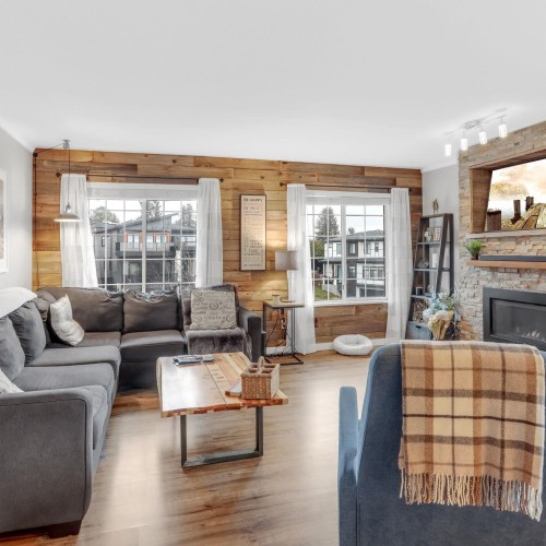 Photo 3 at 19020 60a Avenue, Cloverdale BC, Cloverdale Photo 3 at 19020 60a Avenue, Cloverdale BC, Cloverdale