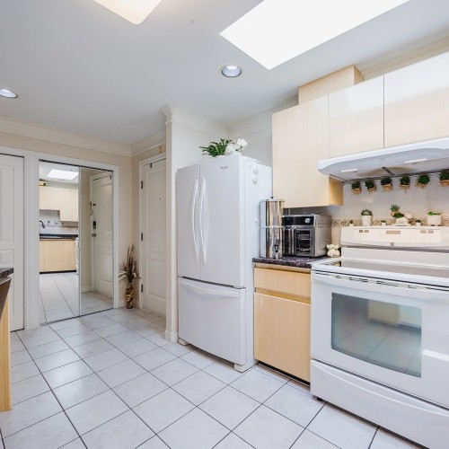 Photo 9 at 407 - 8115 121a Street, Queen Mary Park Surrey, Surrey Photo 9 at 407 - 8115 121a Street, Queen Mary Park Surrey, Surrey