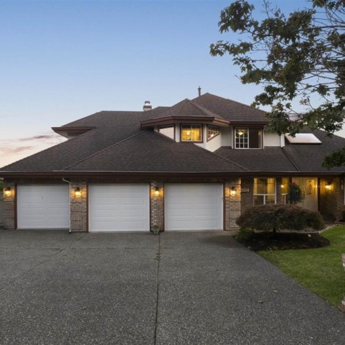 Photo 2 at 16512 77a Avenue, Fleetwood Tynehead, Surrey Photo 2 at 16512 77a Avenue, Fleetwood Tynehead, Surrey