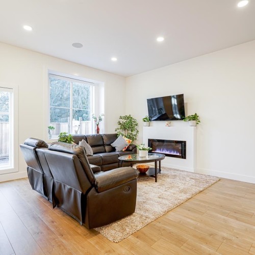 Photo 3 at 17 - 5960 142 Street, Sullivan Station, Surrey Photo 3 at 17 - 5960 142 Street, Sullivan Station, Surrey