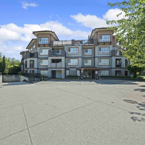 Photo 3 at 409 - 6960 120 Street, West Newton, Surrey Photo 3 at 409 - 6960 120 Street, West Newton, Surrey