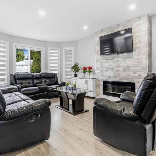 Photo 5 at 12478 69 Avenue, West Newton, Surrey Photo 5 at 12478 69 Avenue, West Newton, Surrey