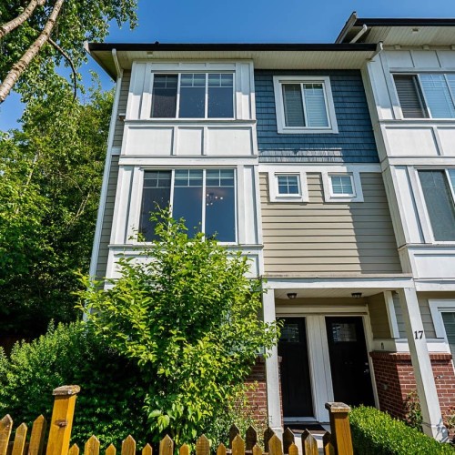 Photo 3 at 16 - 8747 162 Street, Fleetwood Tynehead, Surrey Photo 3 at 16 - 8747 162 Street, Fleetwood Tynehead, Surrey