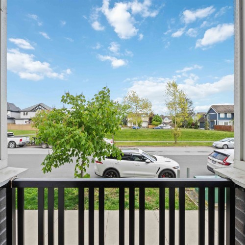 Photo 3 at 7065 194a Street, Clayton, Cloverdale Photo 3 at 7065 194a Street, Clayton, Cloverdale