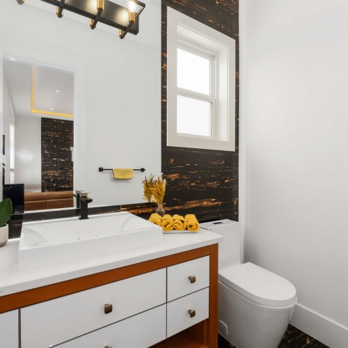 Photo 5 at 7065 194a Street, Clayton, Cloverdale Photo 5 at 7065 194a Street, Clayton, Cloverdale