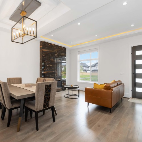 Photo 4 at 7065 194a Street, Clayton, Cloverdale Photo 4 at 7065 194a Street, Clayton, Cloverdale