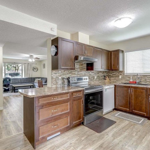 Photo 9 at 6928 134 Street, West Newton, Surrey Photo 9 at 6928 134 Street, West Newton, Surrey