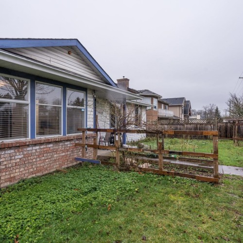 Photo 2 at 14116 88 Avenue, Bear Creek Green Timbers, Surrey Photo 2 at 14116 88 Avenue, Bear Creek Green Timbers, Surrey