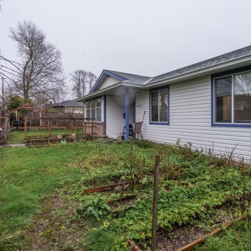 Photo 4 at 14116 88 Avenue, Bear Creek Green Timbers, Surrey Photo 4 at 14116 88 Avenue, Bear Creek Green Timbers, Surrey