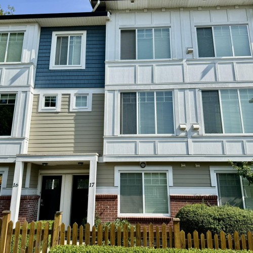 Photo 2 at 17 - 8747 162 Street, Fleetwood Tynehead, Surrey Photo 2 at 17 - 8747 162 Street, Fleetwood Tynehead, Surrey