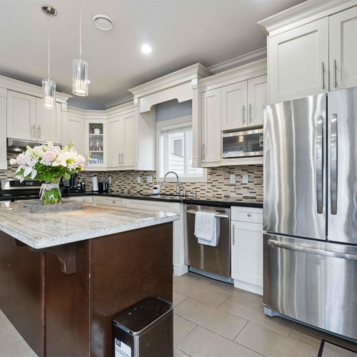 Photo 10 at 6750 191a Street, Clayton, Cloverdale Photo 10 at 6750 191a Street, Clayton, Cloverdale