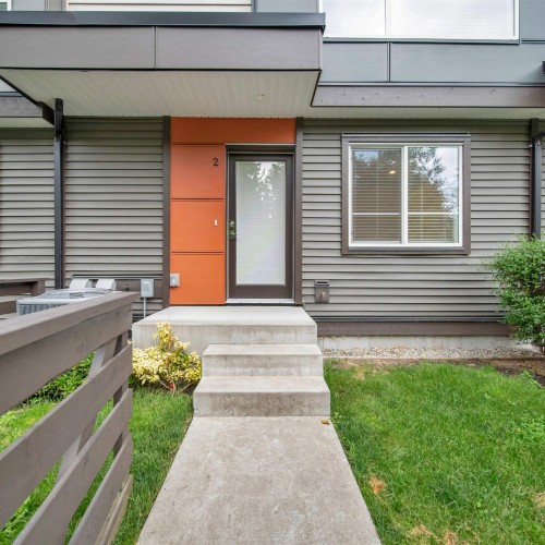 Photo 2 at 2 - 7288 188 Street, Clayton, Cloverdale Photo 2 at 2 - 7288 188 Street, Clayton, Cloverdale