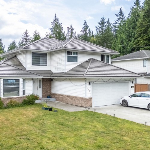 Photo 2 at 6480 138 Street, East Newton, Surrey Photo 2 at 6480 138 Street, East Newton, Surrey