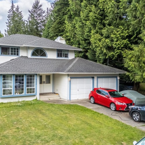 Photo 2 at 6472 138 Street, East Newton, Surrey Photo 2 at 6472 138 Street, East Newton, Surrey