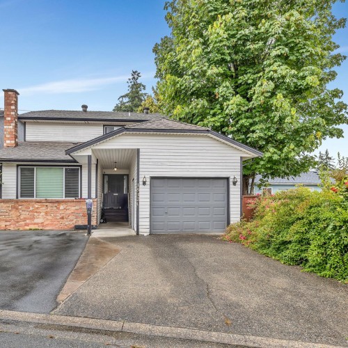 Photo 2 at 15420 96 Avenue, Fleetwood Tynehead, Surrey Photo 2 at 15420 96 Avenue, Fleetwood Tynehead, Surrey