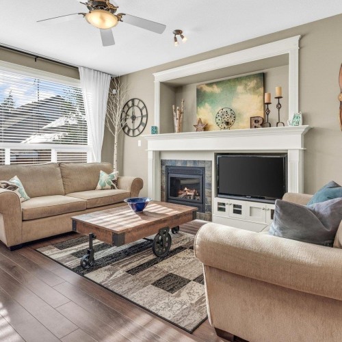 Photo 4 at 6573 193 Street, Clayton, Cloverdale Photo 4 at 6573 193 Street, Clayton, Cloverdale