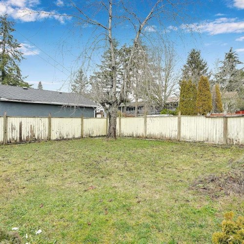 Photo 3 at 14747 88 Avenue, Bear Creek Green Timbers, Surrey Photo 3 at 14747 88 Avenue, Bear Creek Green Timbers, Surrey