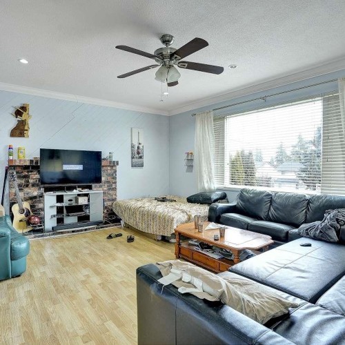 Photo 4 at 14747 88 Avenue, Bear Creek Green Timbers, Surrey Photo 4 at 14747 88 Avenue, Bear Creek Green Timbers, Surrey