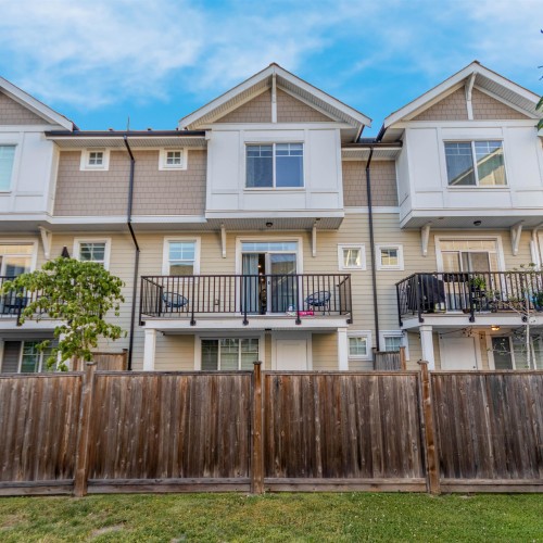 Photo 4 at 10 - 7056 192 Street, Clayton, Cloverdale Photo 4 at 10 - 7056 192 Street, Clayton, Cloverdale