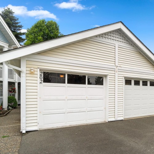 Photo 3 at 202 - 9109 154 Street Street, Fleetwood Tynehead, Surrey Photo 3 at 202 - 9109 154 Street Street, Fleetwood Tynehead, Surrey