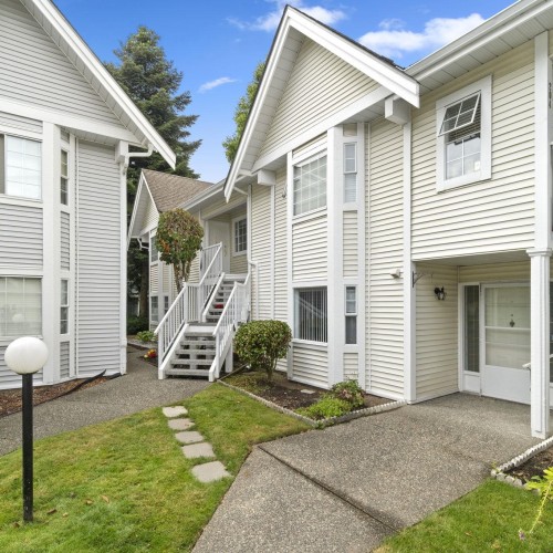 Photo 1 at 202 - 9109 154 Street Street, Fleetwood Tynehead, Surrey Photo 1 at 202 - 9109 154 Street Street, Fleetwood Tynehead, Surrey