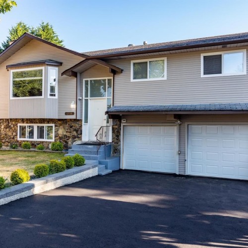 Photo 2 at 12958 65a Avenue, West Newton, Surrey Photo 2 at 12958 65a Avenue, West Newton, Surrey