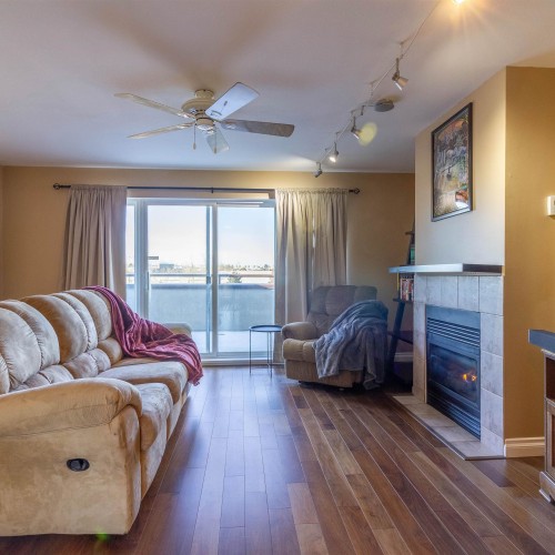 Photo 2 at 405 - 7505 138 Street, East Newton, Surrey Photo 2 at 405 - 7505 138 Street, East Newton, Surrey