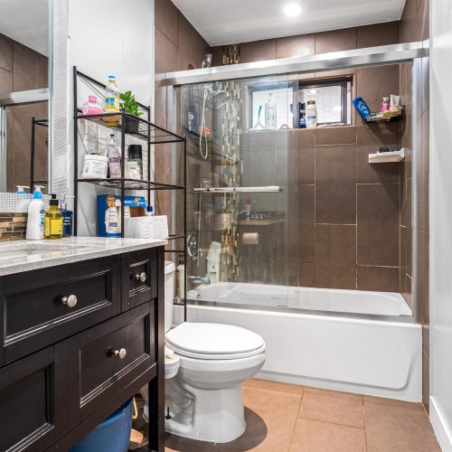 Photo 10 at 6661 141 Street, East Newton, Surrey Photo 10 at 6661 141 Street, East Newton, Surrey