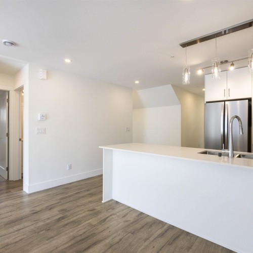 Photo 1 at 19 - 6328 King George Boulevard, Sullivan Station, Surrey Photo 1 at 19 - 6328 King George Boulevard, Sullivan Station, Surrey