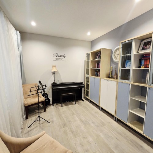 Photo 3 at 6125 146 Street, Sullivan Station, Surrey Photo 3 at 6125 146 Street, Sullivan Station, Surrey