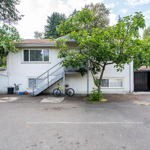 Photo 2 at 8543 144 Street, Bear Creek Green Timbers, Surrey Photo 2 at 8543 144 Street, Bear Creek Green Timbers, Surrey