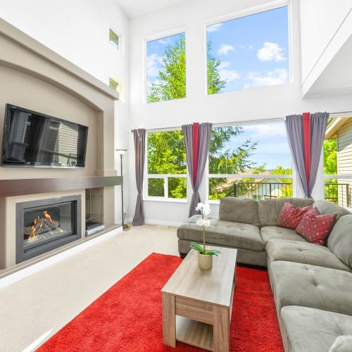 Photo 2 at 7037 178 Street, Cloverdale BC, Cloverdale Photo 2 at 7037 178 Street, Cloverdale BC, Cloverdale