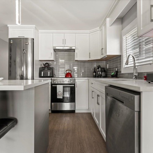 Photo 9 at 3 - 8220 King George Boulevard, Bear Creek Green Timbers, Surrey Photo 9 at 3 - 8220 King George Boulevard, Bear Creek Green Timbers, Surrey