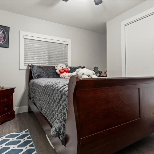 Photo 19 at 3 - 8220 King George Boulevard, Bear Creek Green Timbers, Surrey Photo 19 at 3 - 8220 King George Boulevard, Bear Creek Green Timbers, Surrey