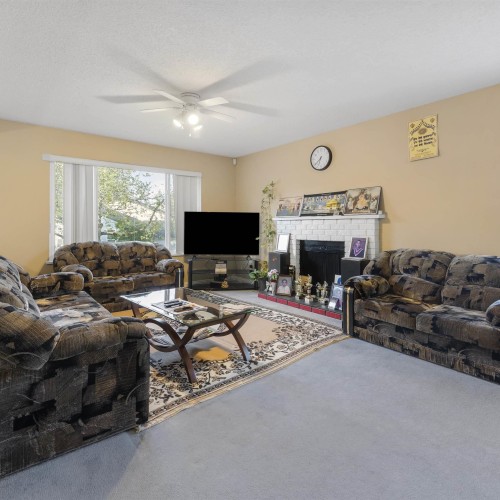 Photo 4 at 12248 80a Avenue, West Newton, Surrey Photo 4 at 12248 80a Avenue, West Newton, Surrey