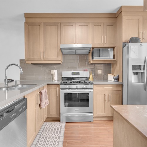 Photo 7 at 13 - 6162 138 Street, Sullivan Station, Surrey Photo 7 at 13 - 6162 138 Street, Sullivan Station, Surrey