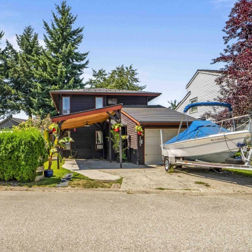 Photo 3 at 7385 129 Street, West Newton, Surrey Photo 3 at 7385 129 Street, West Newton, Surrey