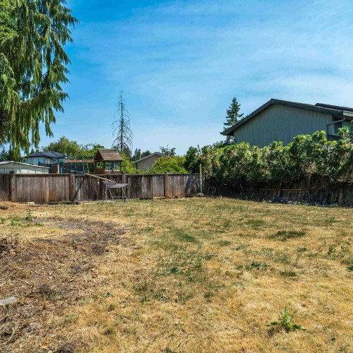 Photo 36 at 14458 Chartwell Drive, Bear Creek Green Timbers, Surrey Photo 36 at 14458 Chartwell Drive, Bear Creek Green Timbers, Surrey