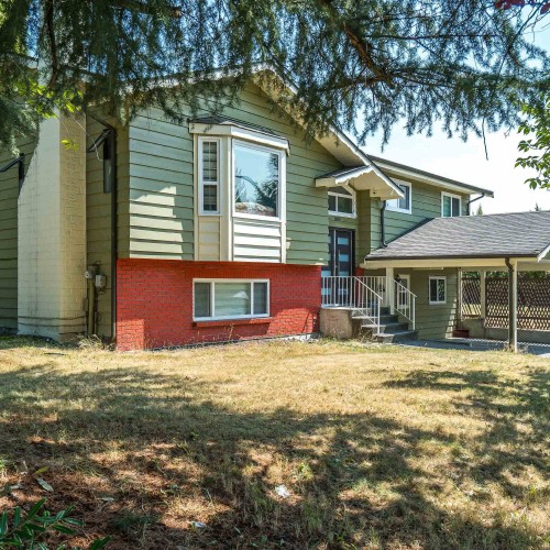 Photo 5 at 14458 Chartwell Drive, Bear Creek Green Timbers, Surrey Photo 5 at 14458 Chartwell Drive, Bear Creek Green Timbers, Surrey