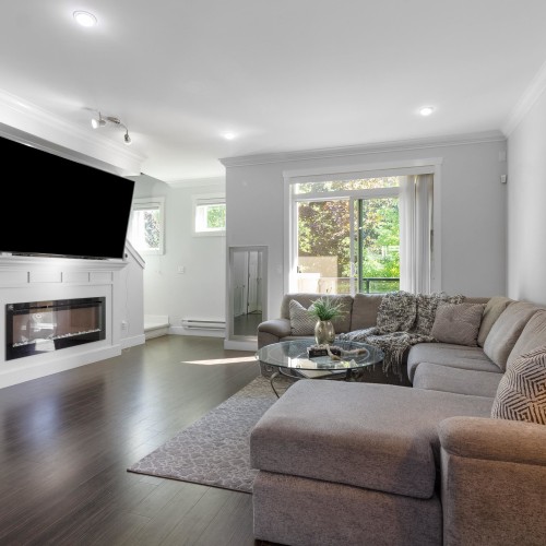 Photo 5 at 10 - 14285 64 Avenue, East Newton, Surrey Photo 5 at 10 - 14285 64 Avenue, East Newton, Surrey