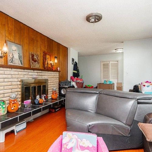 Photo 6 at 9303 Stuart Crescent, Queen Mary Park Surrey, Surrey Photo 6 at 9303 Stuart Crescent, Queen Mary Park Surrey, Surrey